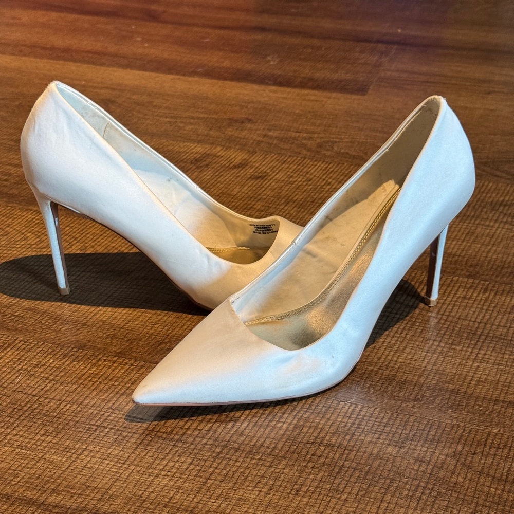ASOS Chic White Heels - Picture 3 of 8